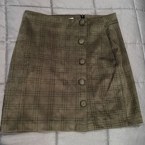 Plaid olive mini skirt